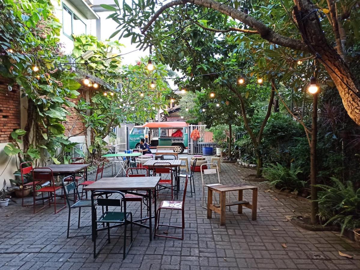 Hotel Roemah 28 Syariah à Medan Extérieur photo