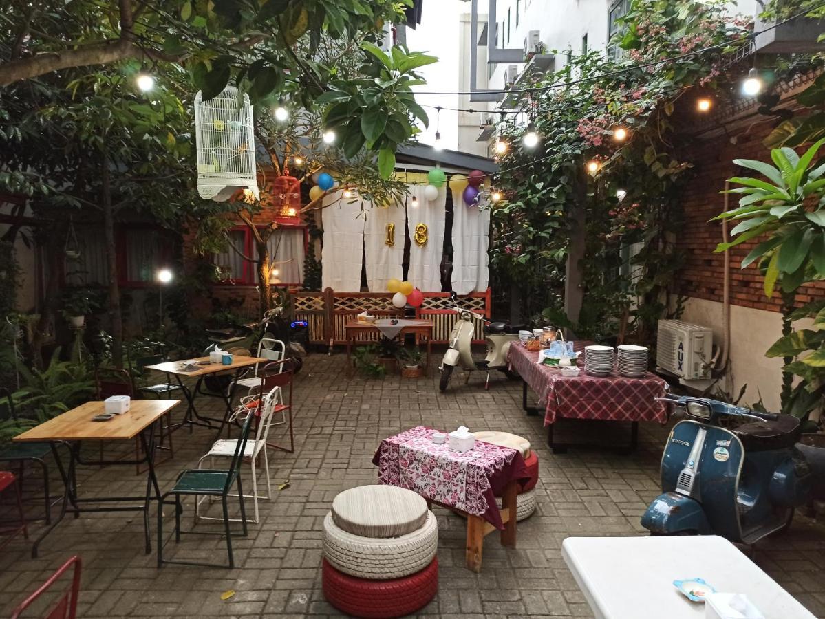 Hotel Roemah 28 Syariah à Medan Extérieur photo