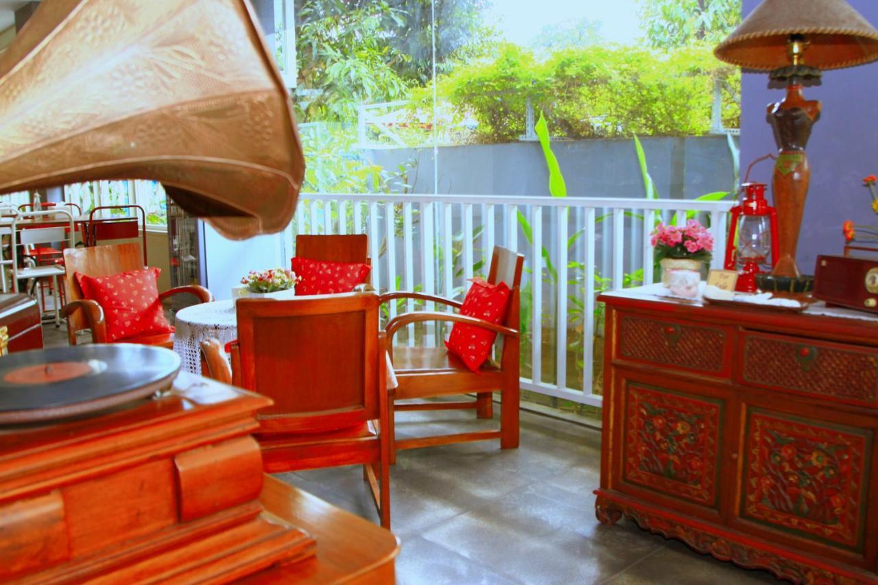 Hotel Roemah 28 Syariah à Medan Extérieur photo