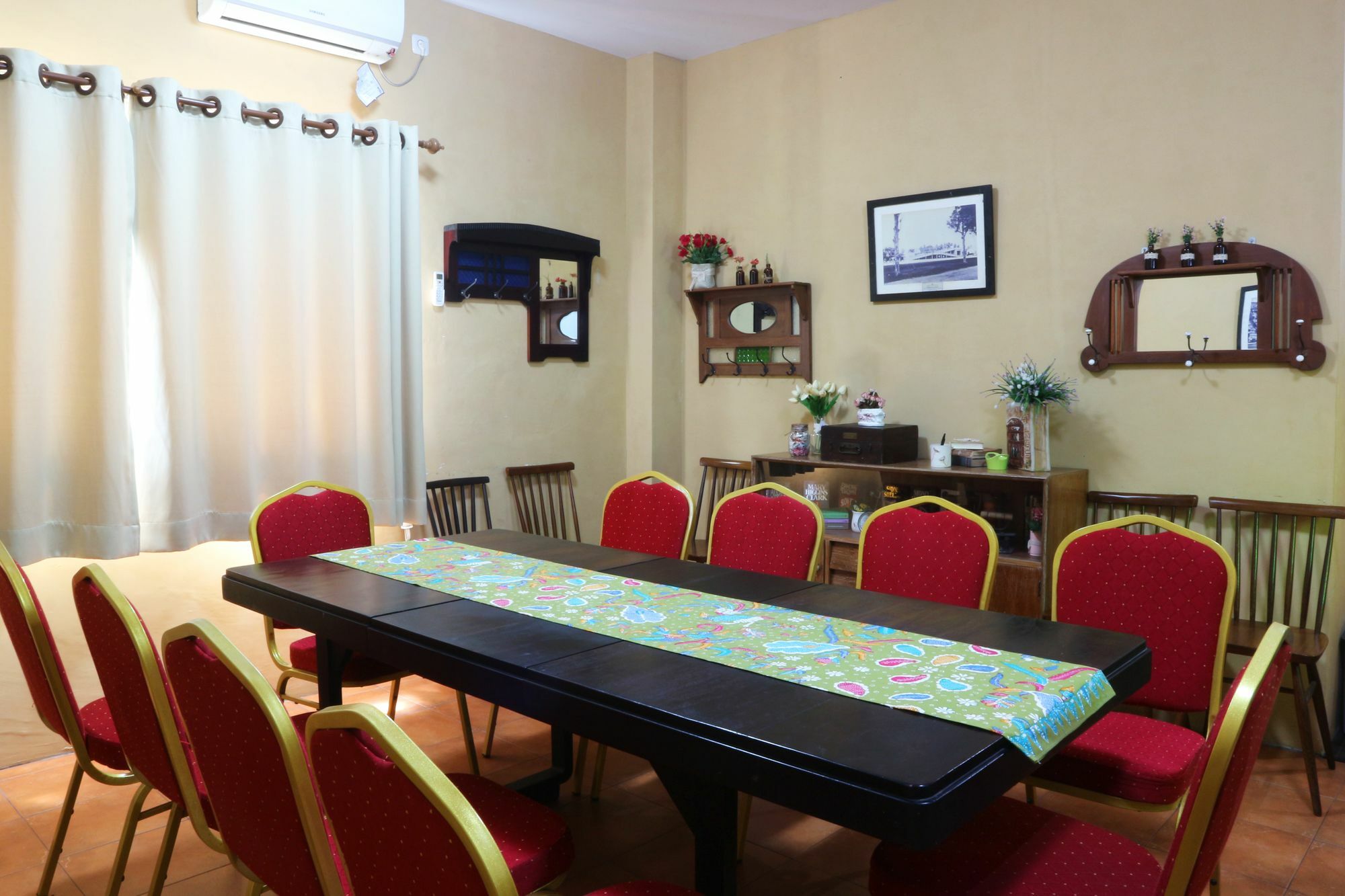Hotel Roemah 28 Syariah à Medan Extérieur photo